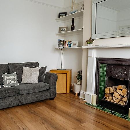 Sunny Seaside Beach House Lytham Centre Sleeps 8 Литам-Сент-Эннс Экстерьер фото